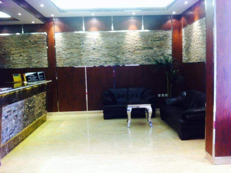 قصر اليمامة للاجنحة الفندقية-فرع السلام Riade Exterior foto